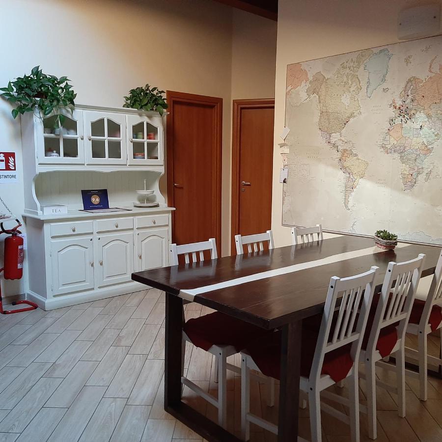 B & B La Casa Di Nuvola Cantu Luaran gambar